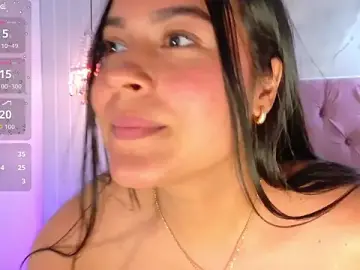 Stripchat Live Porn of RenataPeach