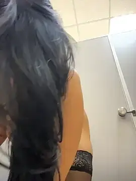 Stripchat Adult Webcam of Tisha_Busty