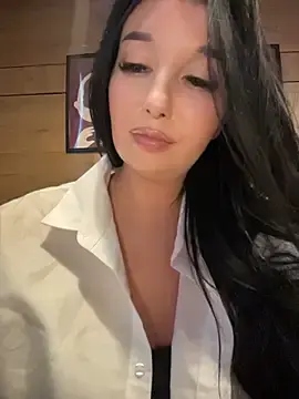 Stripchat Live Sex Cam of Tisha_Busty