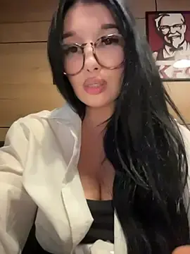 Stripchat Adult Webcams of Tisha_Busty
