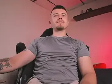Stripchat Live Sex Cam of james_connor2