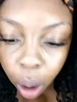 Stripchat Live Sex of Sexyroseytitz_00