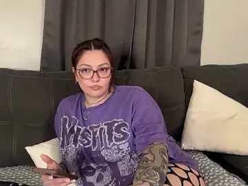 Stripchat Live Porn of native_naya