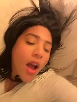 Stripchat Free Porn Cam of vellaah