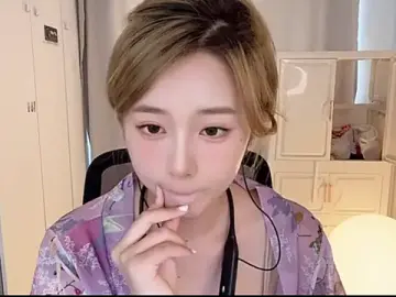 Stripchat Free Porn Cam of yiyi5588
