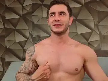 Stripchat Free Live Porn of Latino_stud4u