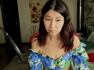 Stripchat Live Sex Cam of LeyylaStoone