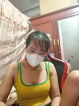 Stripchat Free Porn Cam of Yuy_sexyy