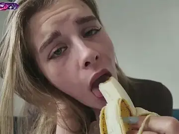 Stripchat Adult Webcams of RenMeow