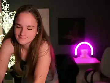 Stripchat Best live sex cam show of SuzySKy
