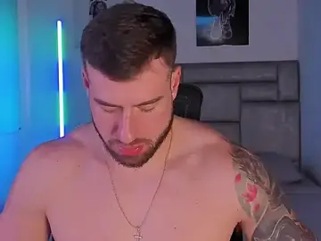 Stripchat Adult Webcam of paul_rogerr