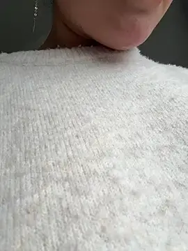 Stripchat Live Sex Cam of sukhakunis1