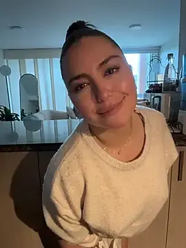 Stripchat Live Porn of sukhakunis1