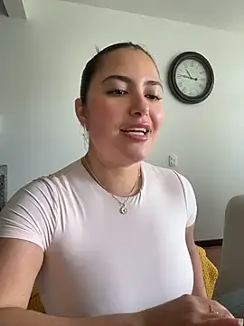 Stripchat Sex Cam of sukhakunis1