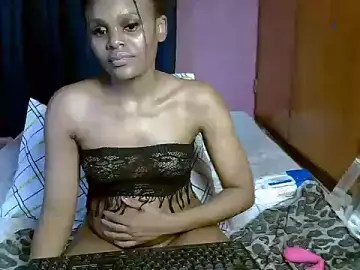 Stripchat Adult Video Chat of Queen_petite_