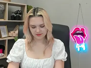 Stripchat Free Porn Cam of SweetLilyxo