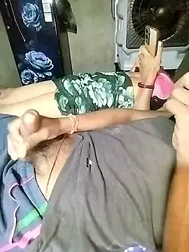 Stripchat Sex Chat of Super_bhabhi_Indian