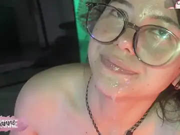 Stripchat Free Live Porn of Loidjanne