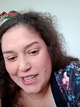 Stripchat Live Sex Cam of DEUSA_VAL_BBW