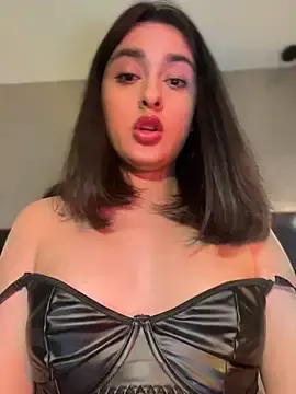 Stripchat Live Sex of MiahWindsor