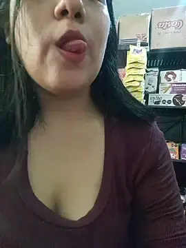 Stripchat Live Sex Cam of Kalani_Engel