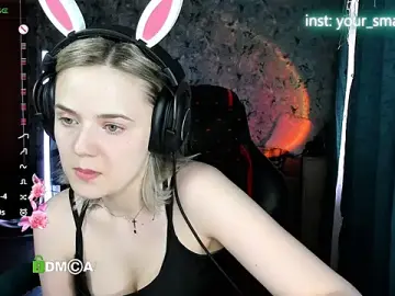 Stripchat Live Sex Cam of Your_small_bunny