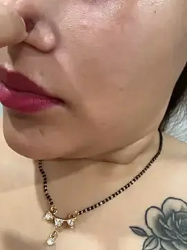 Stripchat Live Sex Cam of Rosy_BabyDoll