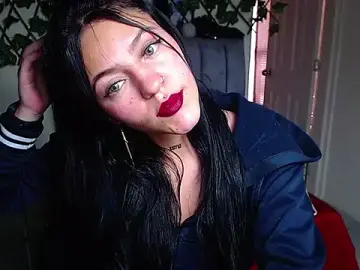 Stripchat Adult Video Chat of Violettasquirt