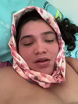 Stripchat Adult Webcams of sweetmuslim01