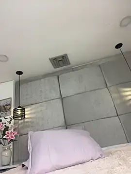 Stripchat Watch Live Sex Cams of VictoriaShellby