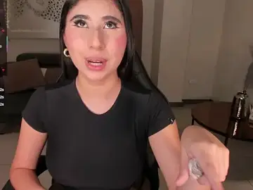 Stripchat Free Live Porn of MayaMoretti_