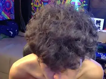 Stripchat Sex Cam of hugekenbigcock