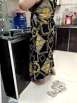 Stripchat Sex Cam of Desikalakaar0069