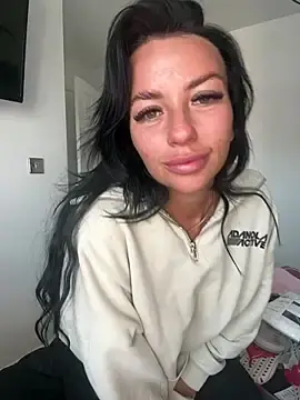 Stripchat Sex Cam of BELLABLACKXUK
