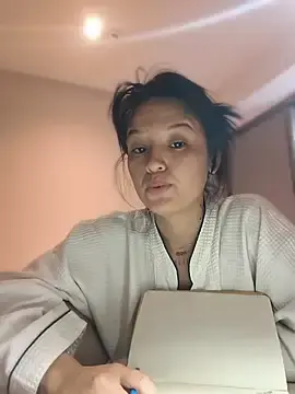 Stripchat Nude Webcam of LorenRosse