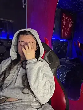 Stripchat Free Porn Cam of Sophie_LS