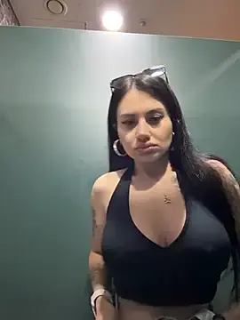 Stripchat Live Sex Cam of Wet__Bunny
