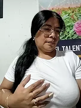 Stripchat Best Webcam of __valentina18
