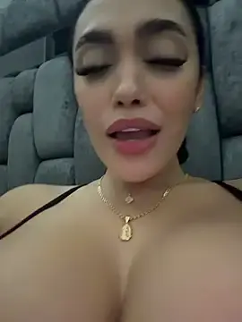 Stripchat Watch Live Sex Cams of emma_andrew1