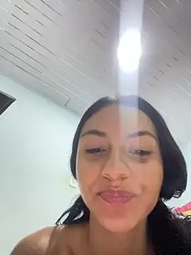 Stripchat Sex Cam of miluwatson
