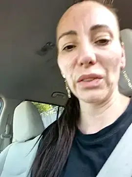 Stripchat Live Sex Cam of milflovelyxxx