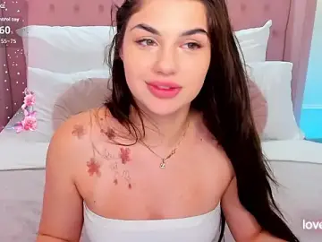 Stripchat Watch Live Sex Cams of HelenTiny