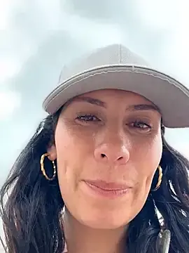 Stripchat Watch Live Sex Cams of Alysson--