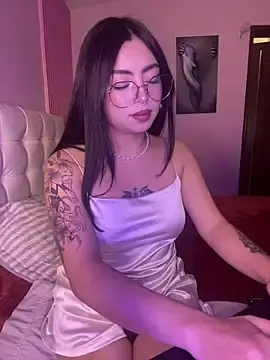 Stripchat Live Sex Cam of Valu_euphoria