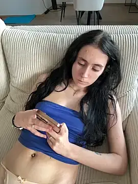 Stripchat Sex Cam of Lena_Lang