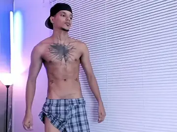 Stripchat Best Webcam of kai_storm77