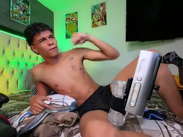 Stripchat Live Sex Cam of JamesDreams