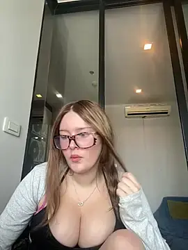 Stripchat Free Live Porn of cherryrosealiee