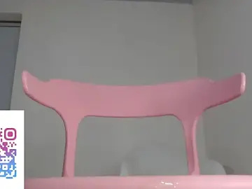 Stripchat Nude Webcam of Kitty_Mifl