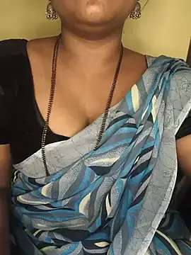 Stripchat Nude Webcam of ur_love_kannada1